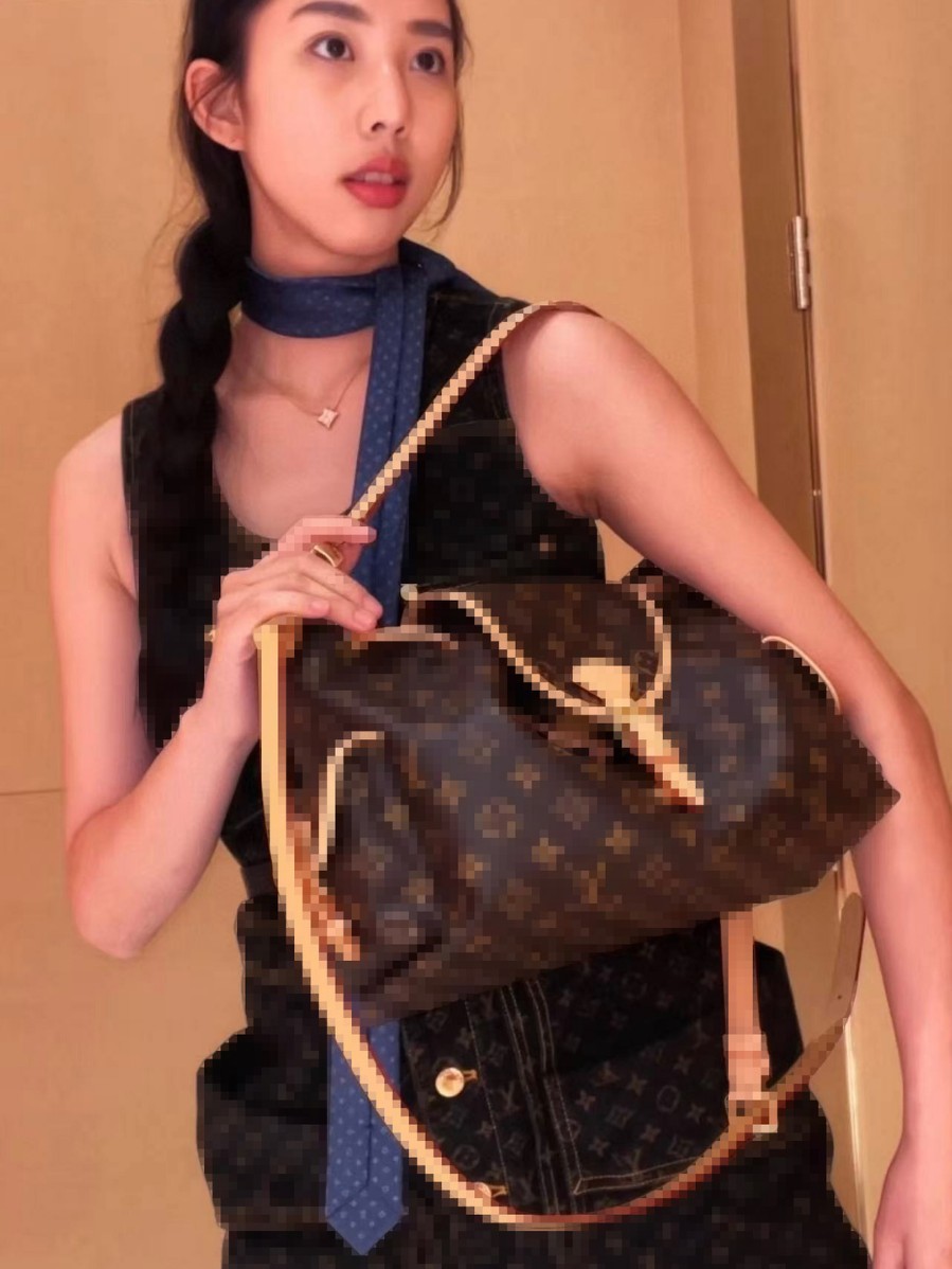 2026 New Women's Bag, Daily Fashion Versatile Monogram Bag with Double Shoulder Straps, Large Capacity Shoulder Bag, in Stock