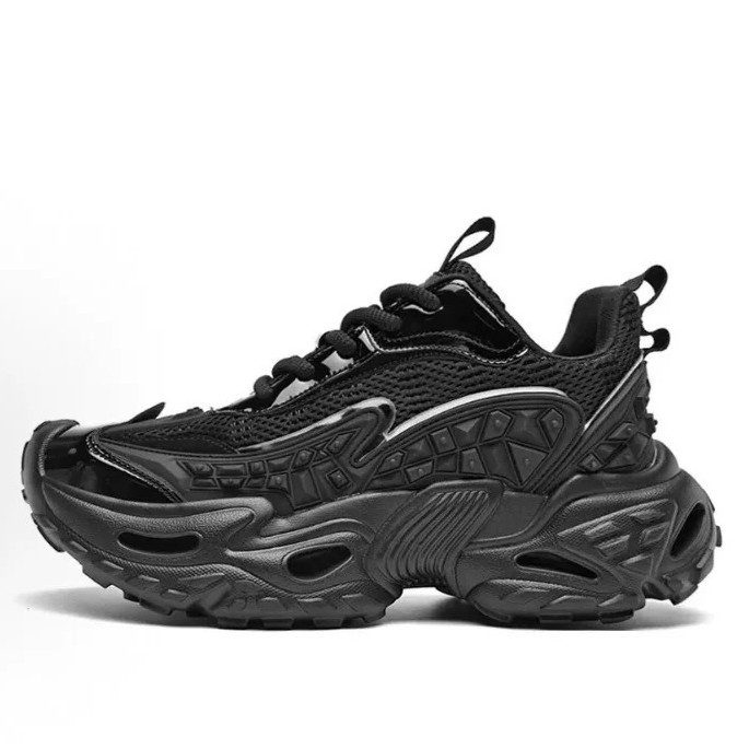Putian Has a Physical Store Specializing in Quality Break Dawn Tire Shoes for Men, B-Brand Paris Dad Shoes, European and American Casual Shoes