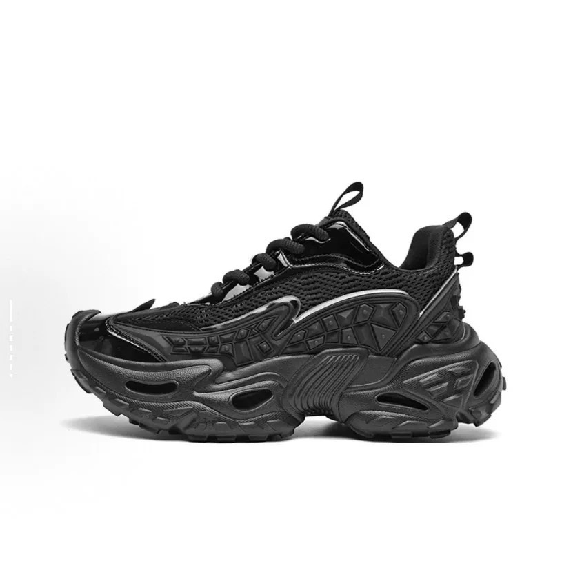 Has a Physical Store Specializing in Quality Break Dawn Tire Shoes