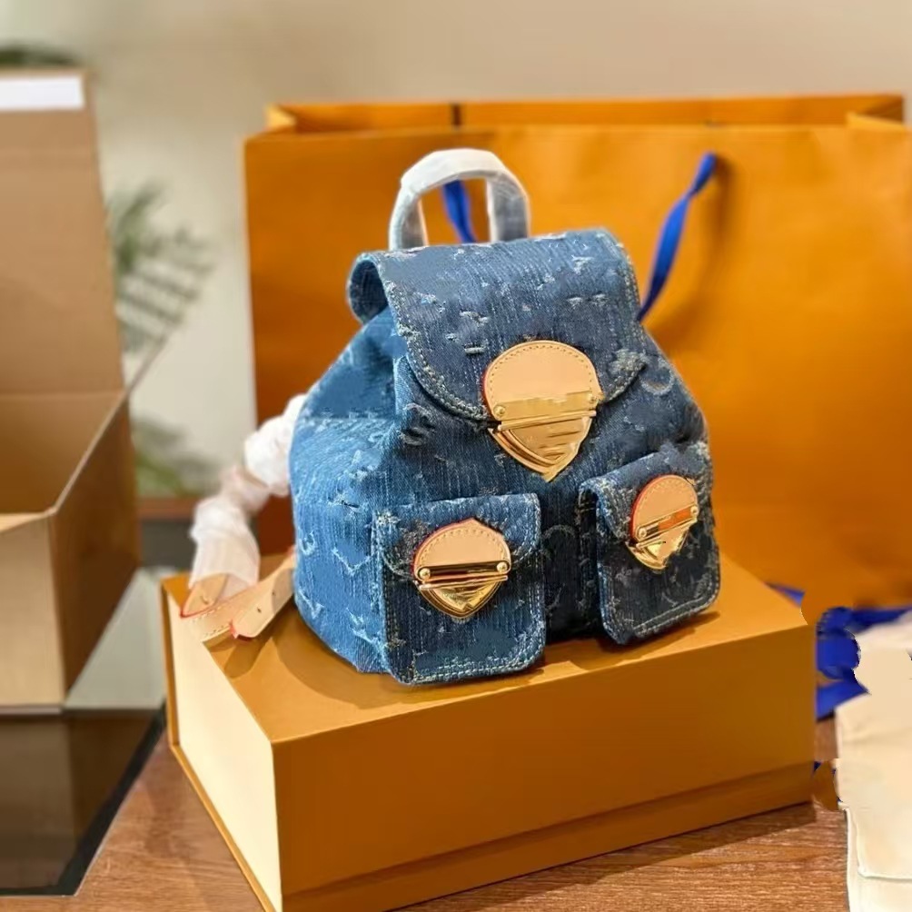 European and American Retro Denim Backpack, Fashionable Versatile detail image