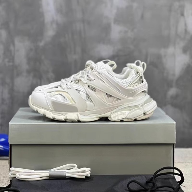 New Paris Dad Shoes High Version Third Generation Retro Track3.0 Thick-Soled Height-Increasing Shoes Men's and Women's Sports Shoes Putian