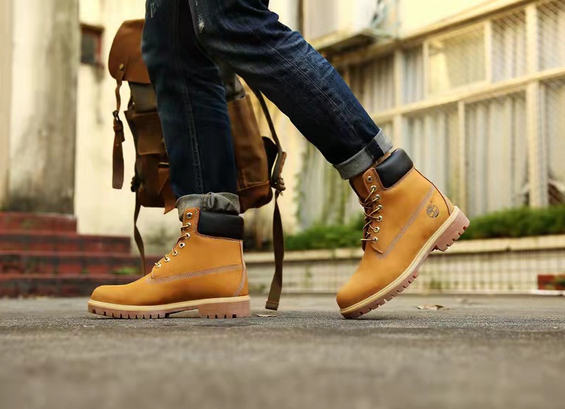 Tough and Durable Pu Tian Tianbo Leng Large Yellow Boots 10061W detail image