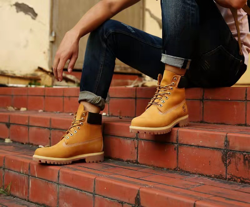 Tough and Durable Pu Tian Tianbo Leng Large Yellow Boots 10061W detail image