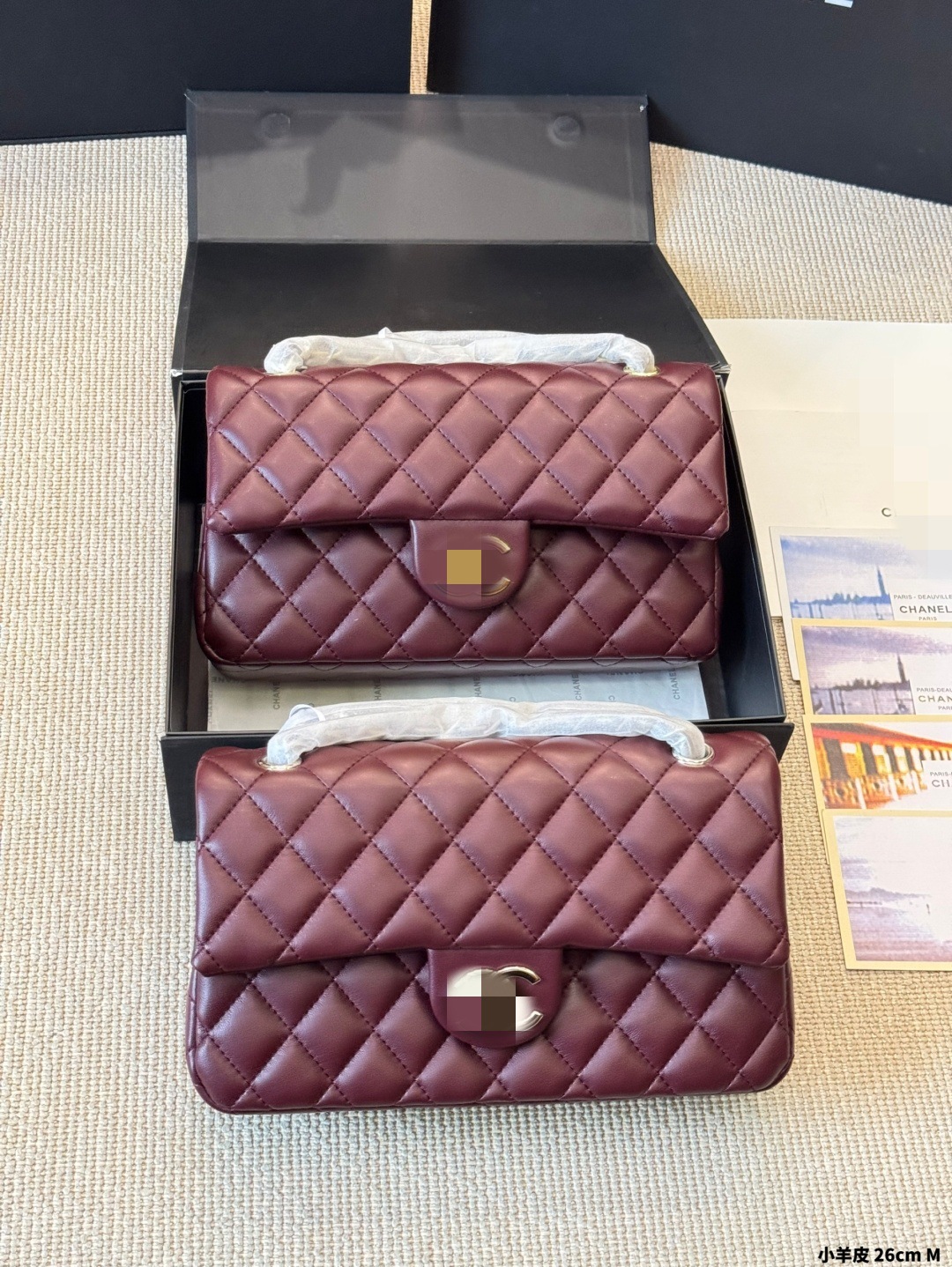 Handbag detail image